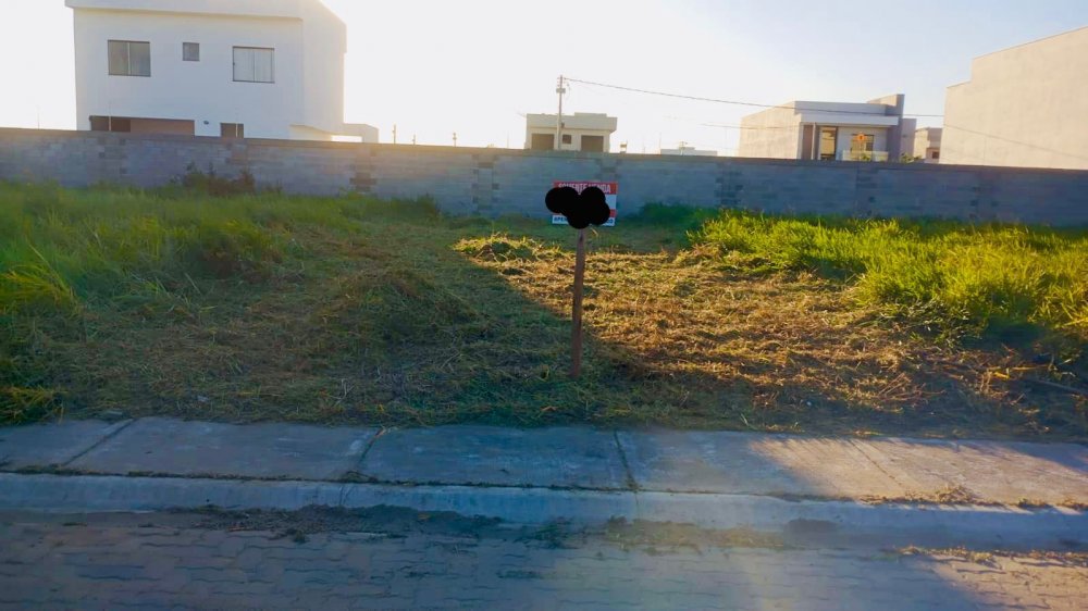 Terreno - Venda - Cidade Jardim - Campos dos Goytacazes - RJ