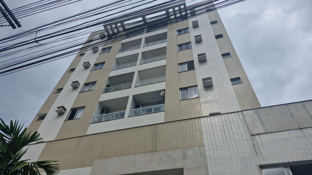 Apartamento - Venda - Parque Turf Club - Campos dos Goytacazes - RJ