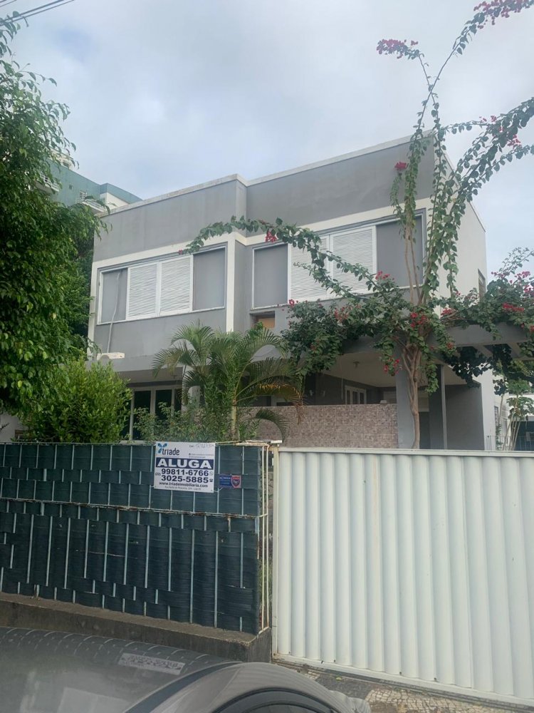 Casa - Venda - Centro - Campos dos Goytacazes - RJ