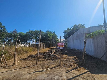 Terreno no Village